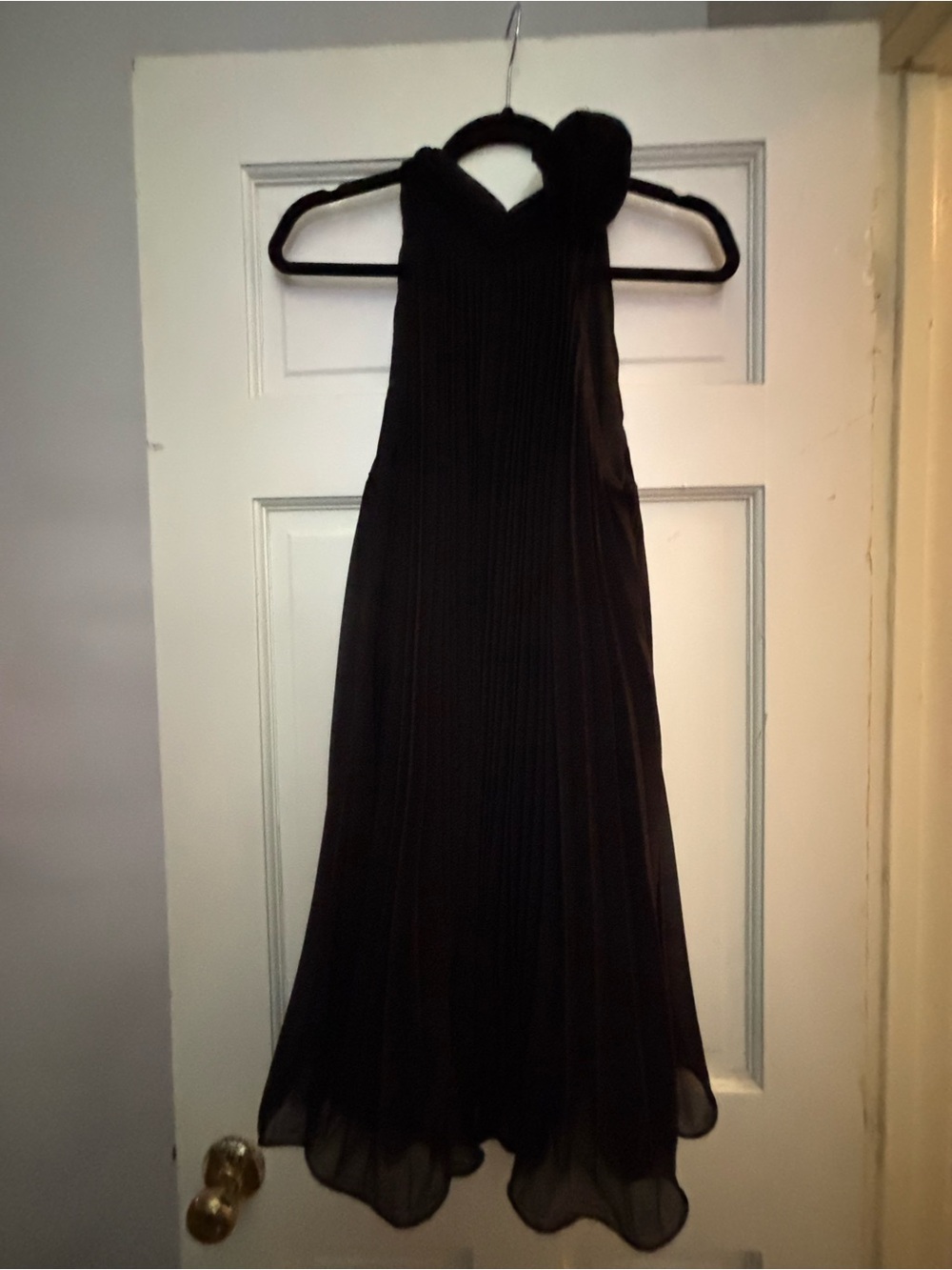 entro Black One-Shoulder Pleated Evening Dress